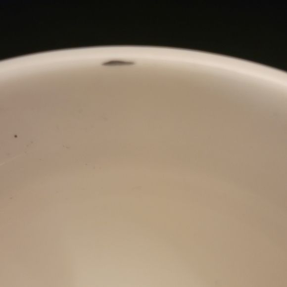 Lilly Pulitzer Gold Handled Mugs. Set of 2. Beautiful blue floral design. - Picture 6 of 6